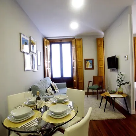 Apartamento Al Lado De Gran Via - Pink Madrid Exterior photo