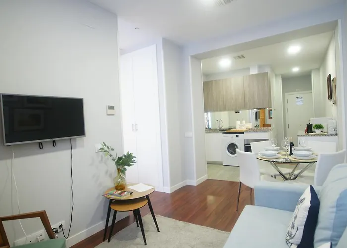 Apartamento Al Lado De Gran Via - Pink